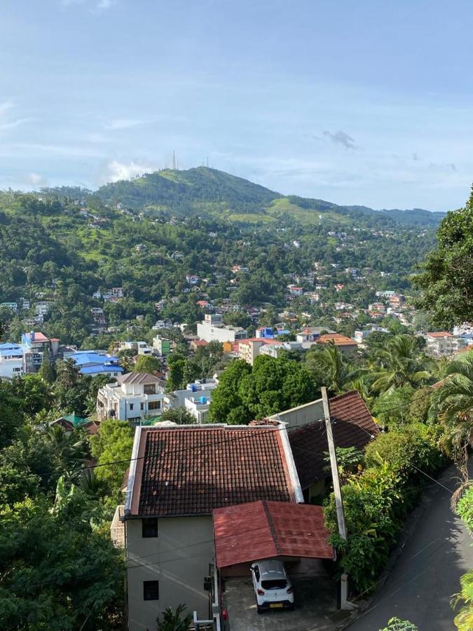 The Bbc Cheliyan Villa Kandy Exterior foto