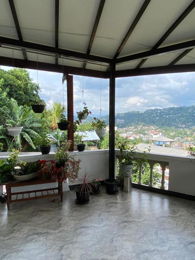 The Bbc Cheliyan Villa Kandy Exterior foto